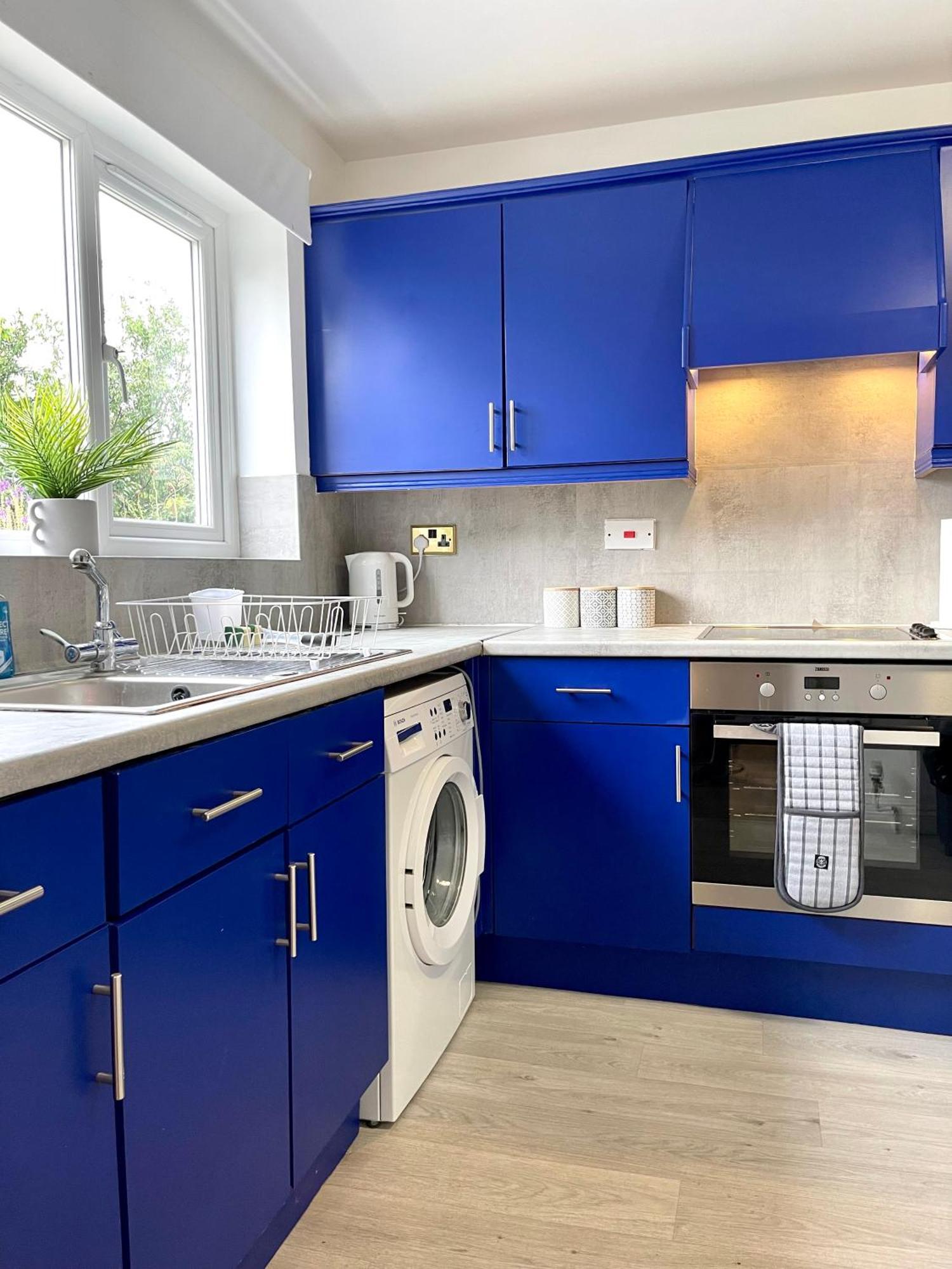 Large 5 Bed Detached House Near Stansted Airport With Parking For 2 Vehicles! Stansted Stays Stansted Mountfitchet Esterno foto