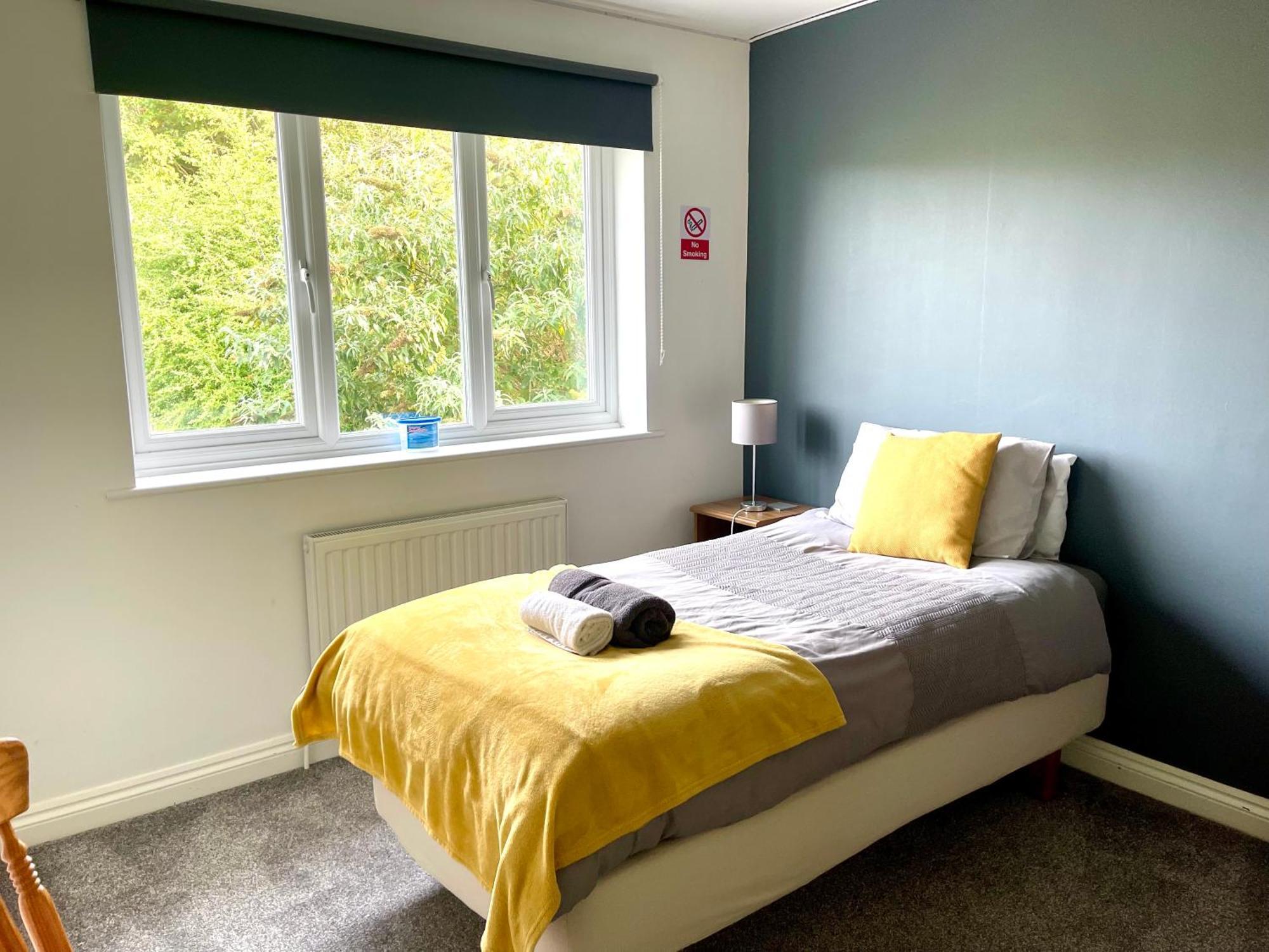 Large 5 Bed Detached House Near Stansted Airport With Parking For 2 Vehicles! Stansted Stays Stansted Mountfitchet Esterno foto